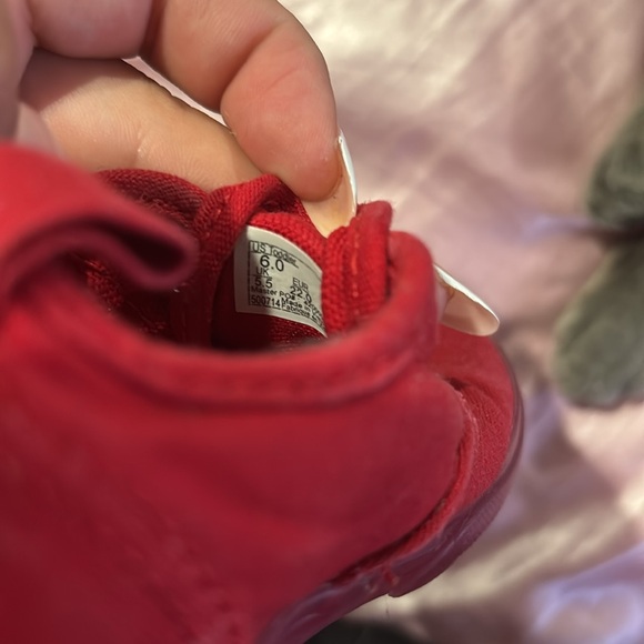 VANS - Picture 4 of 4